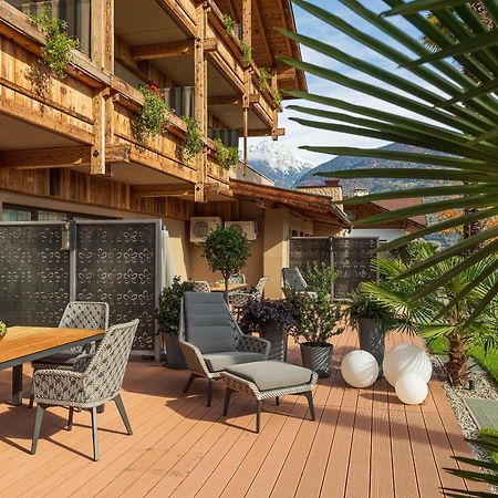 Mondi Hotel Tscherms Bagian luar foto