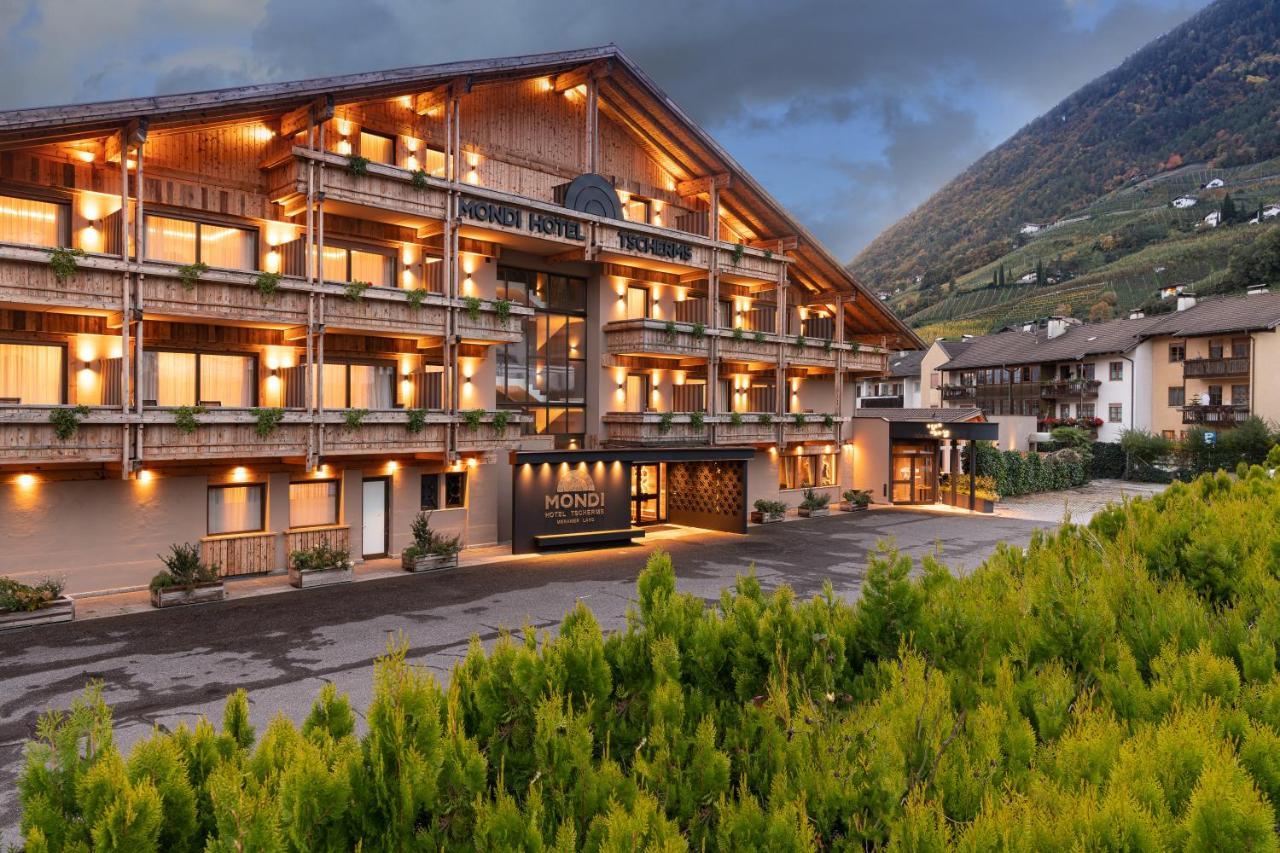Mondi Hotel Tscherms Bagian luar foto