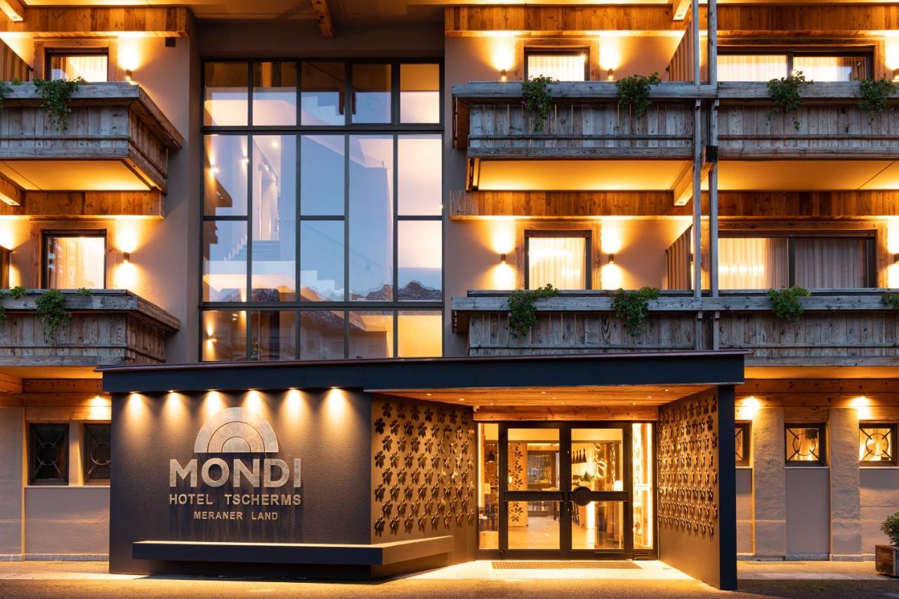 Mondi Hotel Tscherms Bagian luar foto