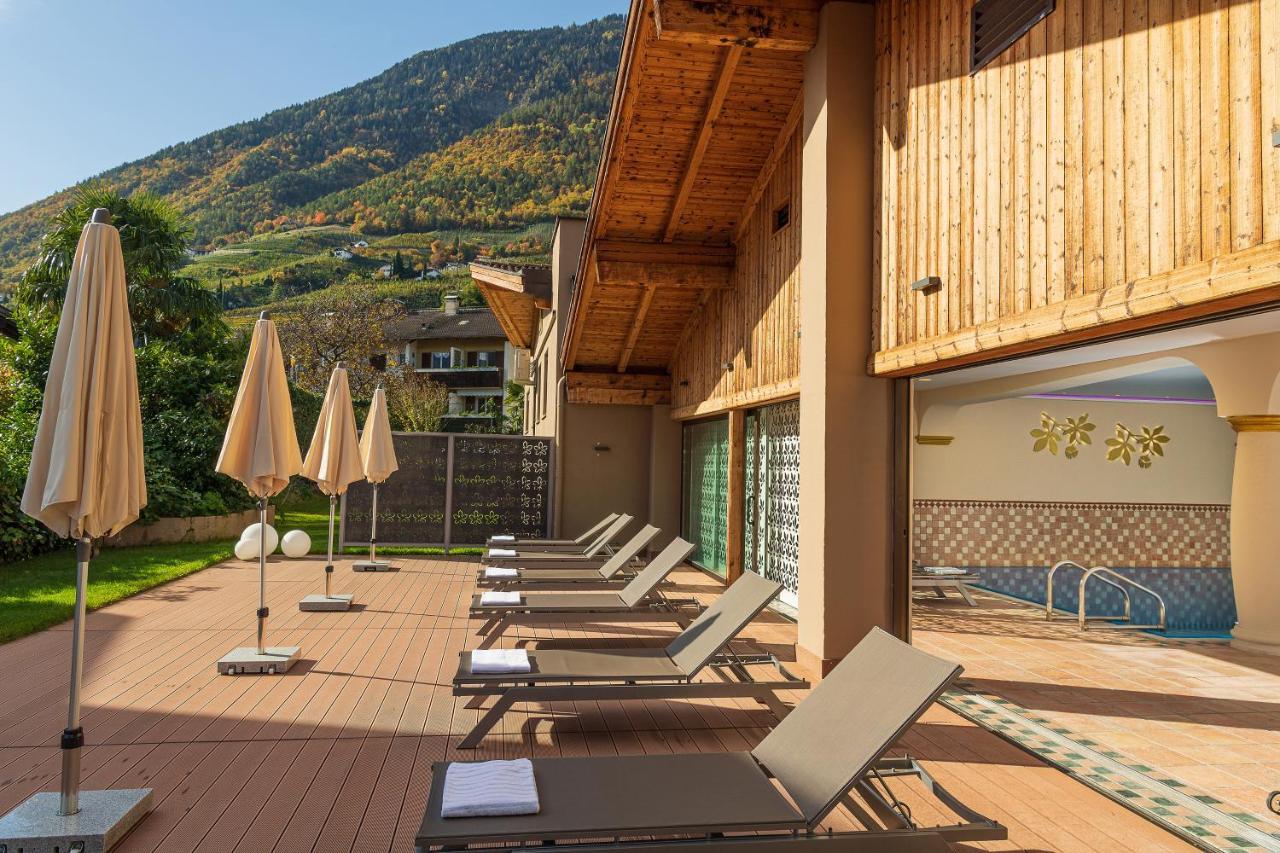 Mondi Hotel Tscherms Bagian luar foto