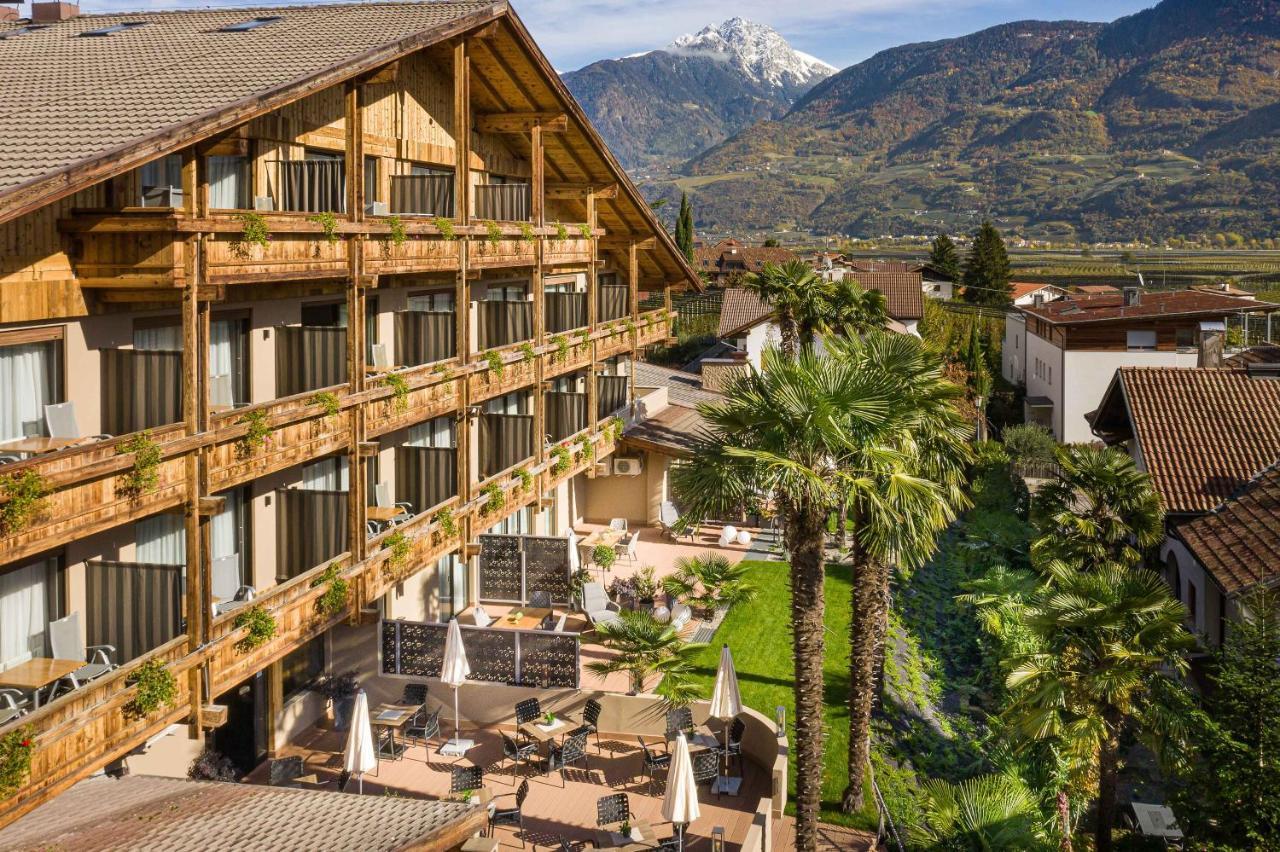 Mondi Hotel Tscherms Bagian luar foto